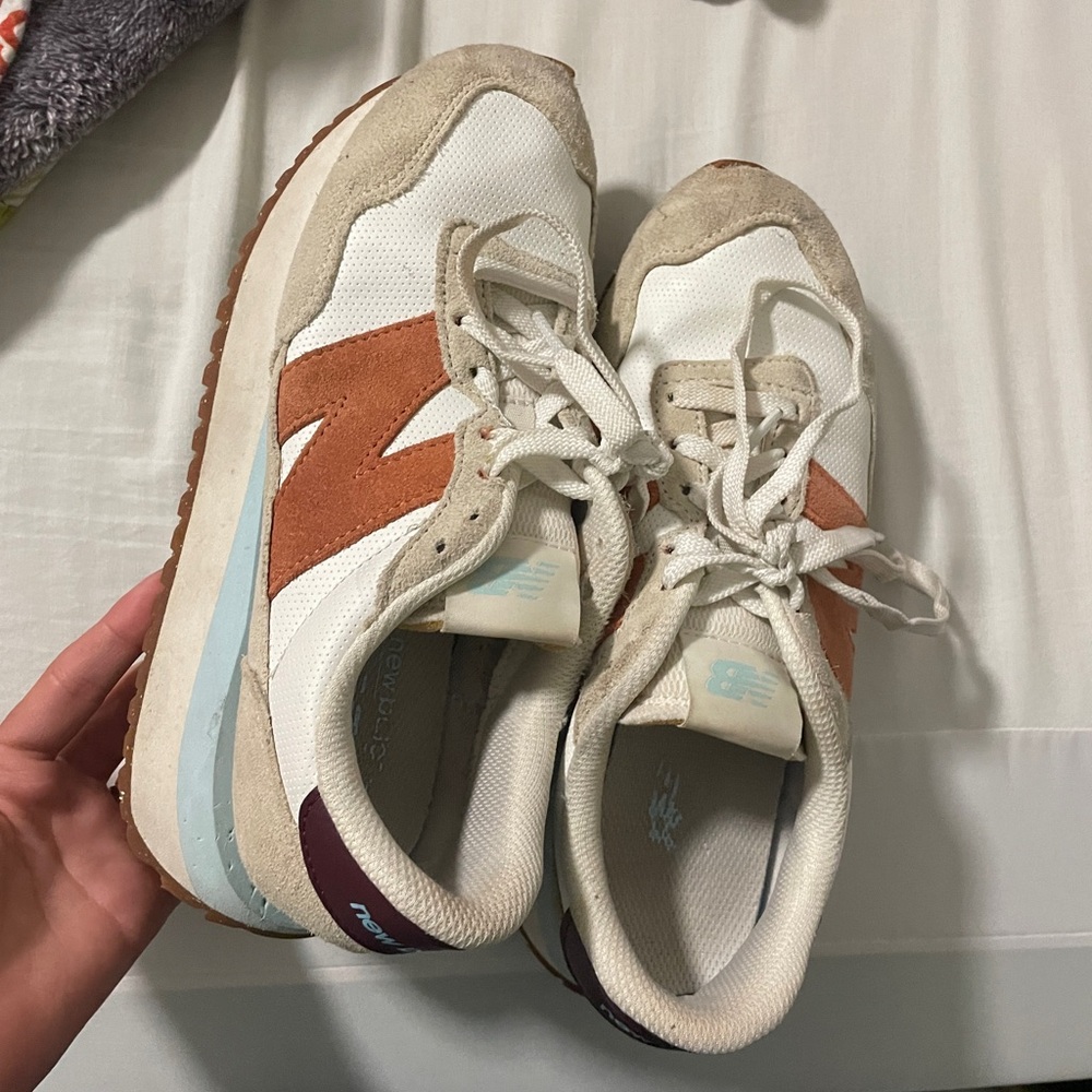 New Balance women's 237 V1 Sneaker